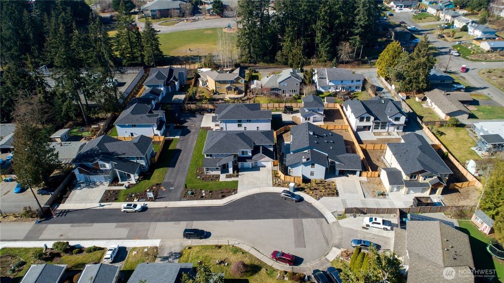Photo of 16612 63rd Avenue W, Lynnwood, WA 98037 (MLS # 2341245)