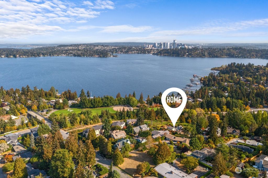 Photo of 2233 74th Avenue SE, Mercer Island, WA 98040 (MLS # 2008486)