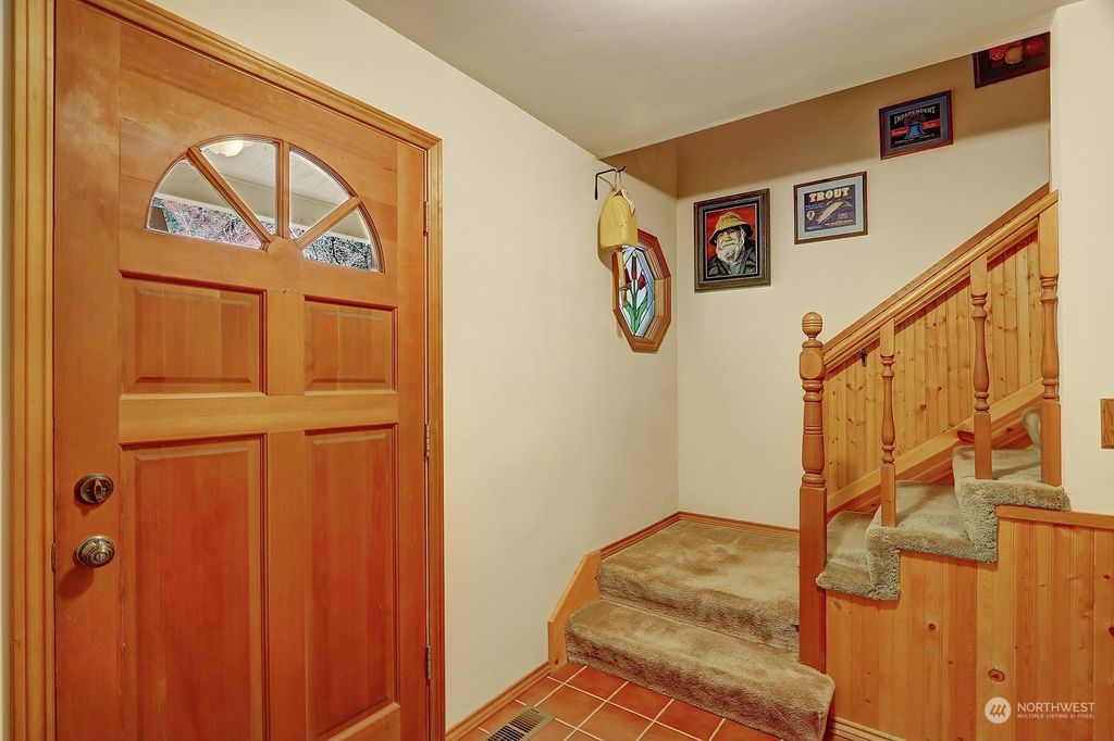 Photo of 1618 290th Avenue NE, Carnation, WA 98014 (MLS # 2048166)