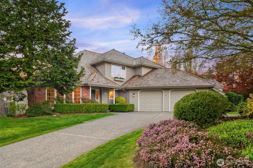 Photo of 4461 245th Place SE, Issaquah, WA 98029 (MLS # 2363179)