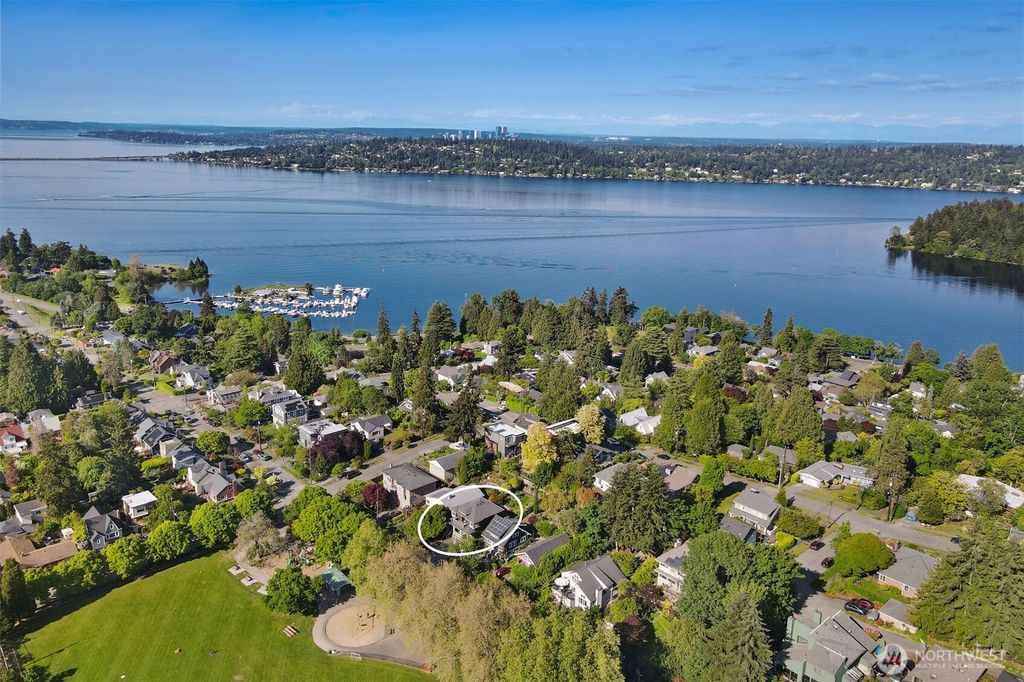 Photo of 4814 51st Avenue S, Seattle, WA 98118 (MLS # 2524932)