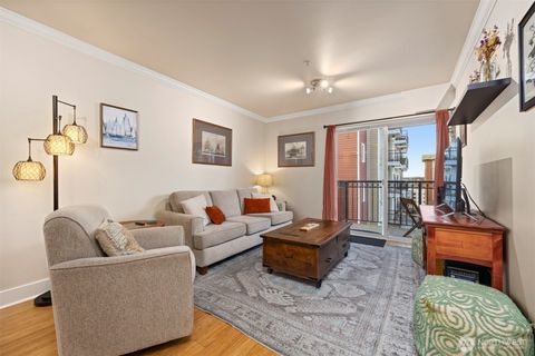 Photo of 1001 N State Street #209, Bellingham, WA 98225 (MLS # 2508039)