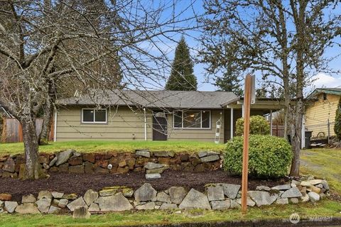 Photo of 4404 SE 3rd Place, Renton, WA 98059 (MLS # 2491929)