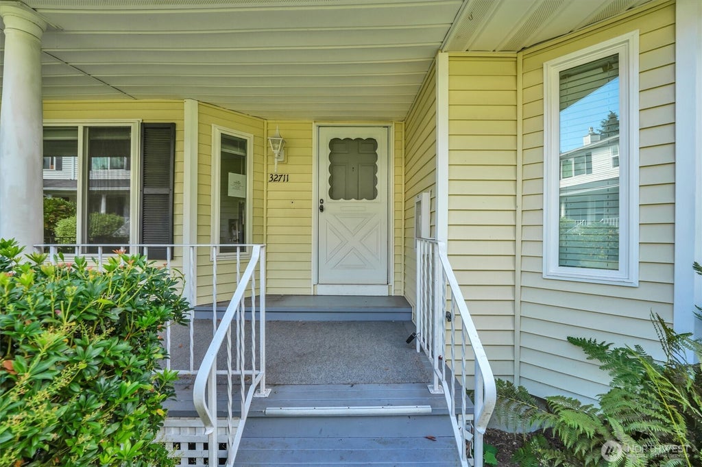 Photo of 32711 1st Place S #235, Federal Way, WA 98003 (MLS # 2582418)