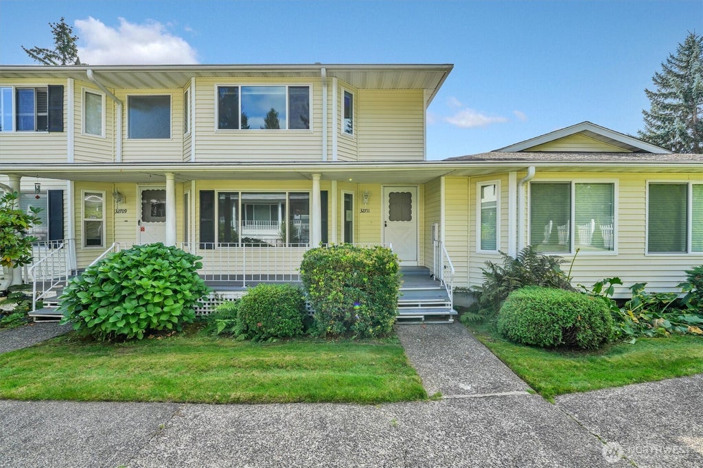 Photo of 32711 1st Place S #235, Federal Way, WA 98003 (MLS # 2582418)