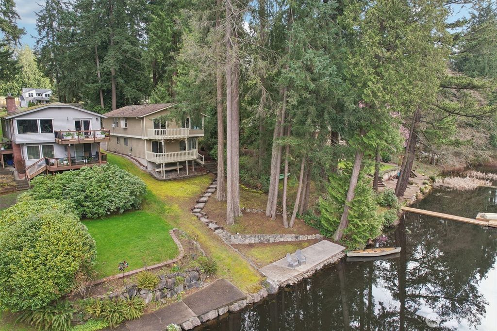 Photo of 34917 37th Avenue S, Auburn, WA 98001 (MLS # 2354923)