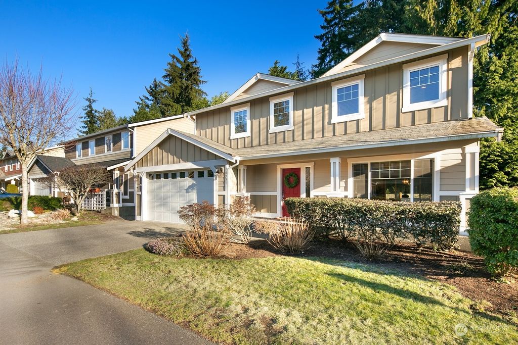 Photo of 14231 44th Avenue W, Lynnwood, WA 98087 (MLS # 2328239)