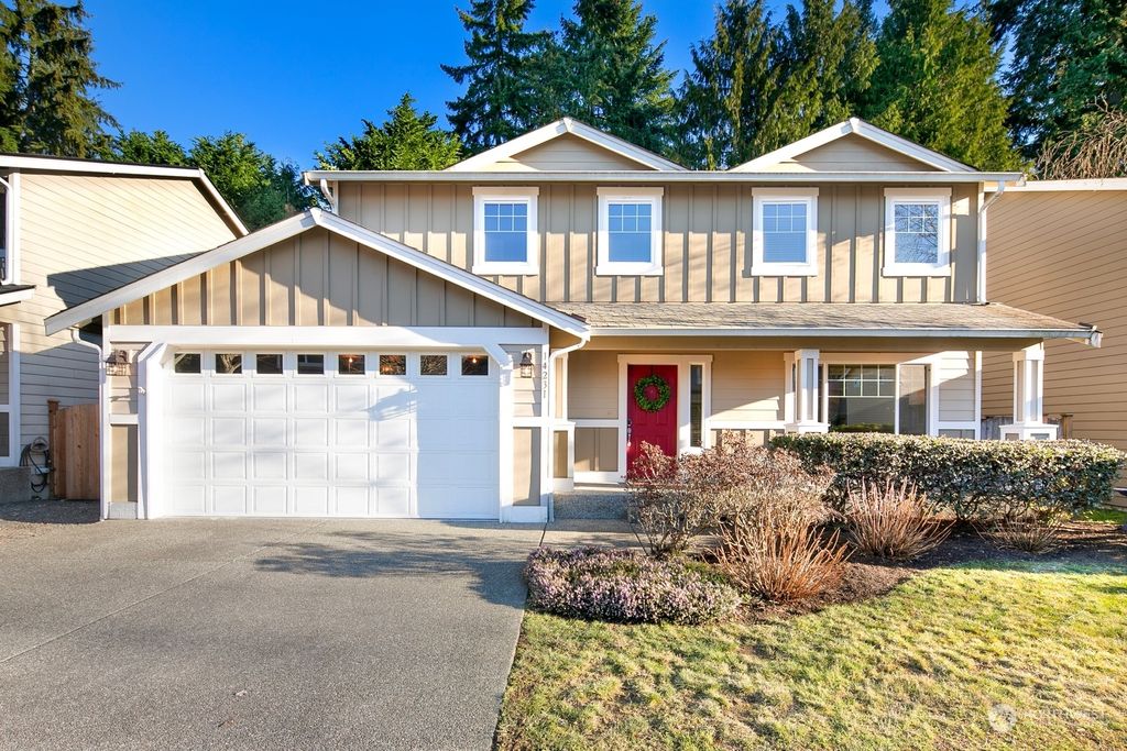 Photo of 14231 44th Avenue W, Lynnwood, WA 98087 (MLS # 2328239)
