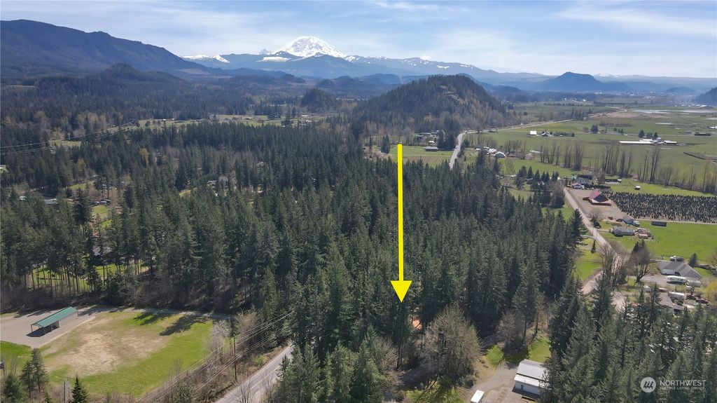 Photo of 292 xxx Veazie Cumberland Road SE, Enumclaw, WA 98022 (MLS # 2059507)