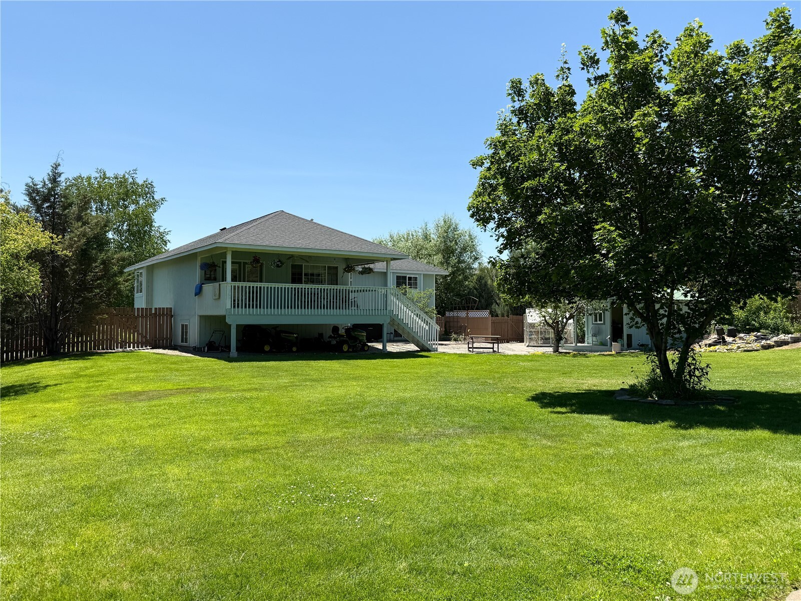 16 river overlook Street