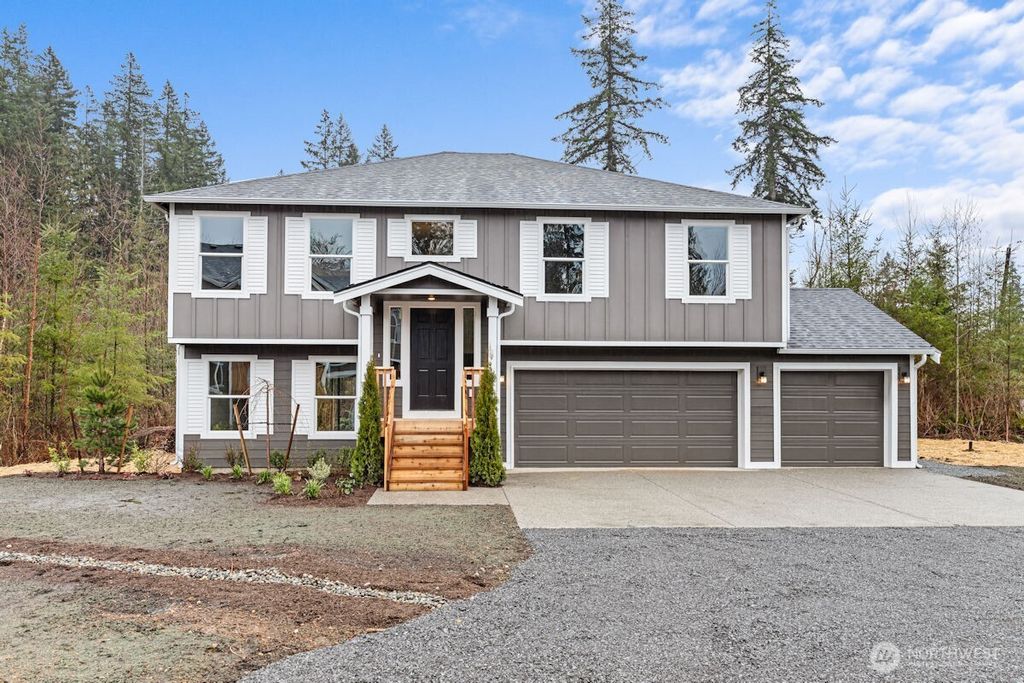Photo of 8117 108th Street NE #1A, Marysville, WA 98271 (MLS # 2514785)