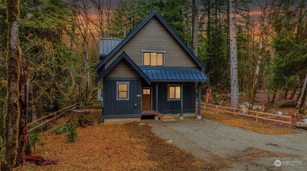 Photo of 12205 757th Avenue NE, Skykomish, WA 98288 (MLS # 2215278)