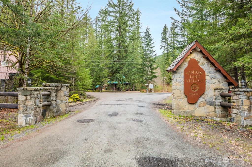 Photo of 12205 757th Avenue NE, Skykomish, WA 98288 (MLS # 2215278)