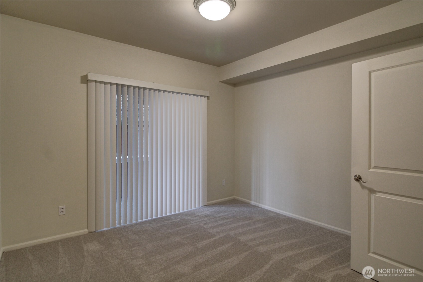 503 225th Lane NE F105