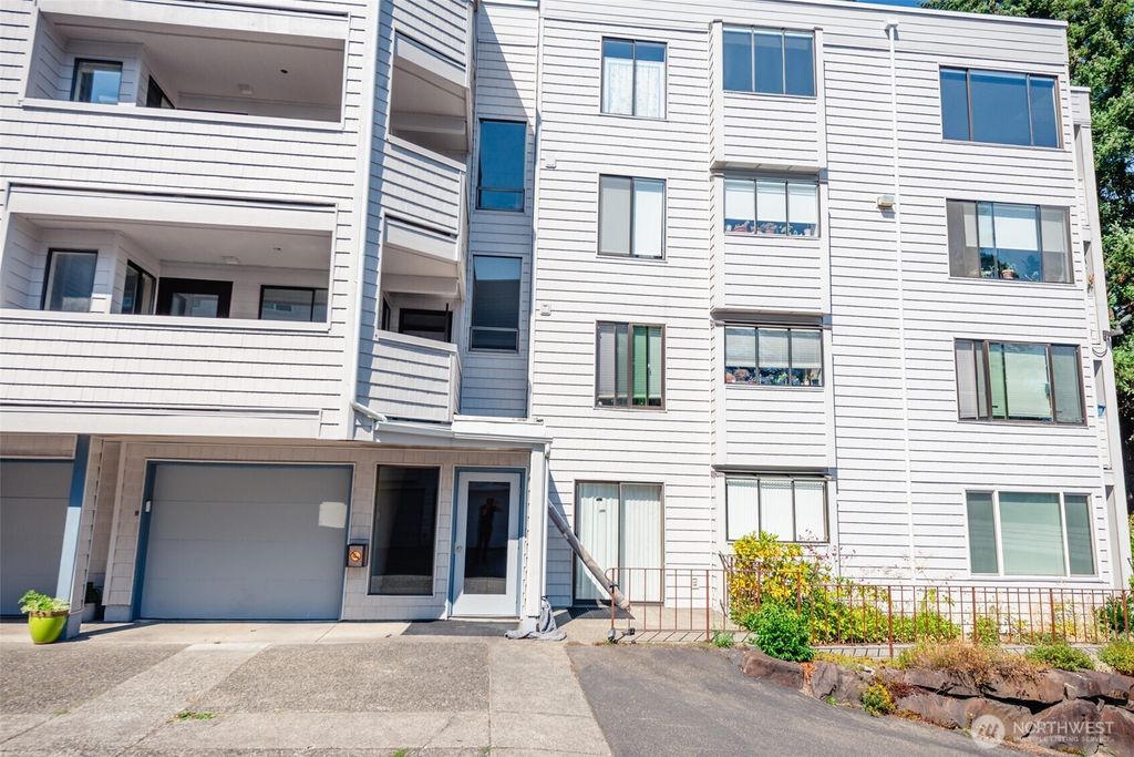 Photo of 17417 Ashworth Avenue N #303, Shoreline, WA 98133 (MLS # 2423850)