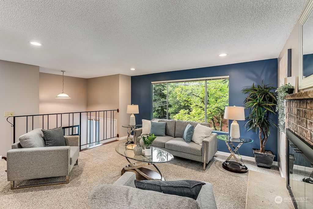 Photo of 12425 NE 2nd Street, Bellevue, WA 98005 (MLS # 2149280)