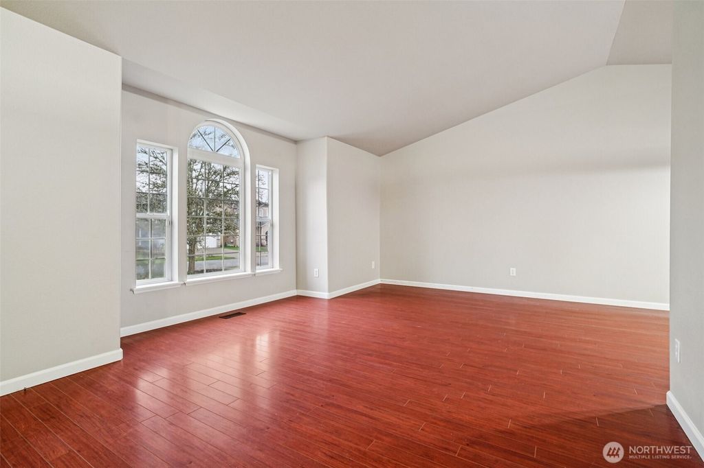 Photo of 17903 68th Avenue E, Puyallup, WA 98375 (MLS # 2463388)