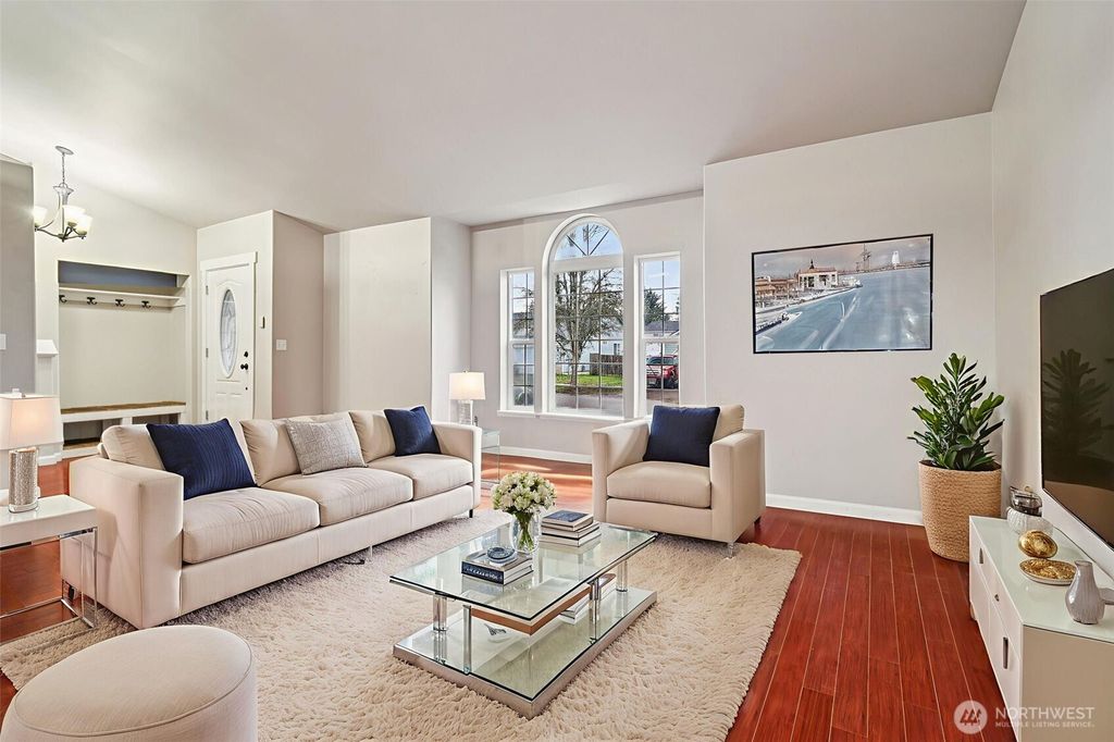 Photo of 17903 68th Avenue E, Puyallup, WA 98375 (MLS # 2463388)