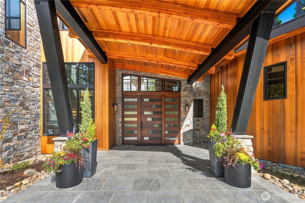 Photo of 581 Gold Leaf Lane, Cle Elum, WA 98922 (MLS # 2591369)