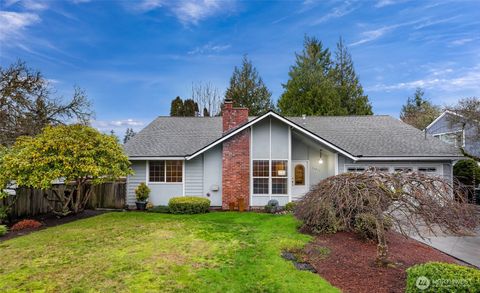 Photo of 16828 NE 18th Street, Bellevue, WA 98008 (MLS # 2464951)