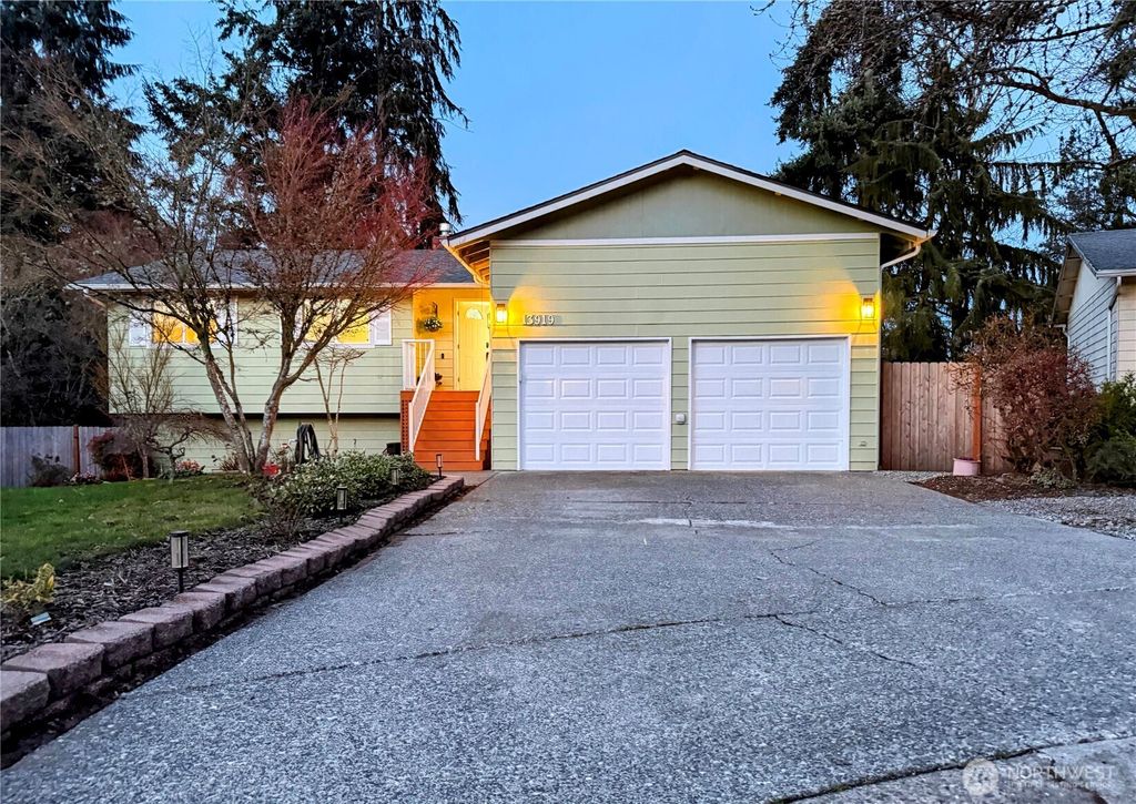 Photo of 13919 Silver Firs Drive, Everett, WA 98208 (MLS # 2363444)