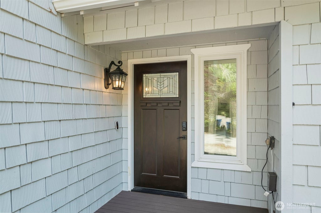 Photo of 4710 229th PL PL NE, Redmond, WA 98053 (MLS # 2577981)