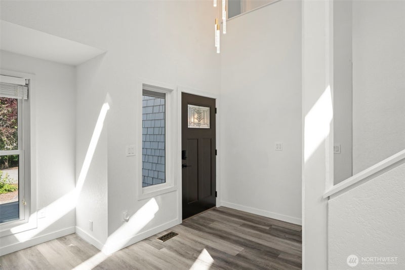 4710 229th PL NE