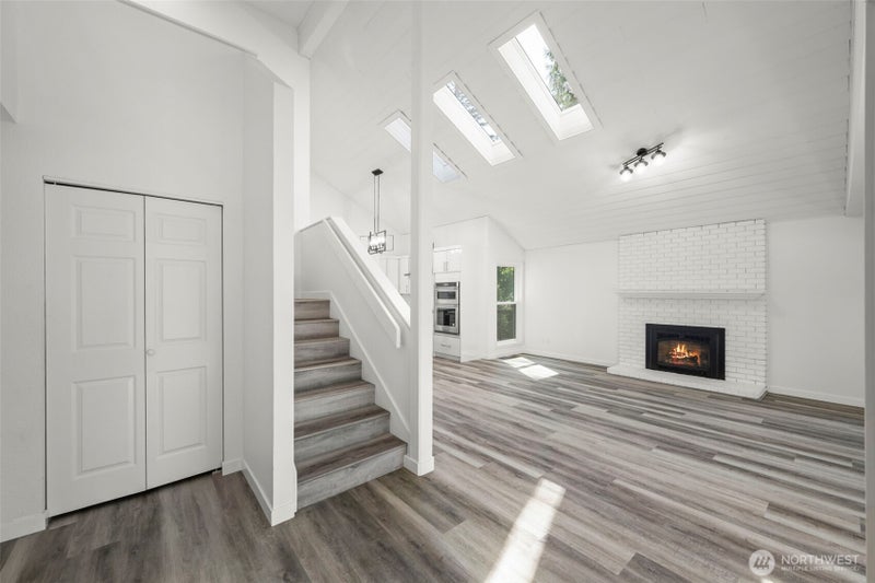4710 229th PL NE