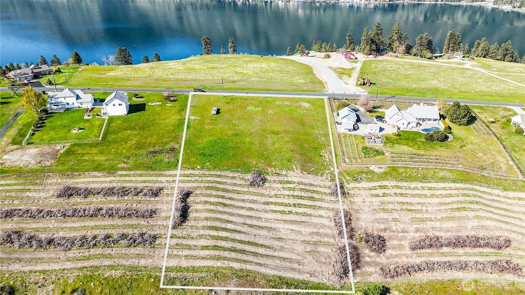 Photo of 1250 Summit Boulevard, Manson, WA 98831 (MLS # 2506922)