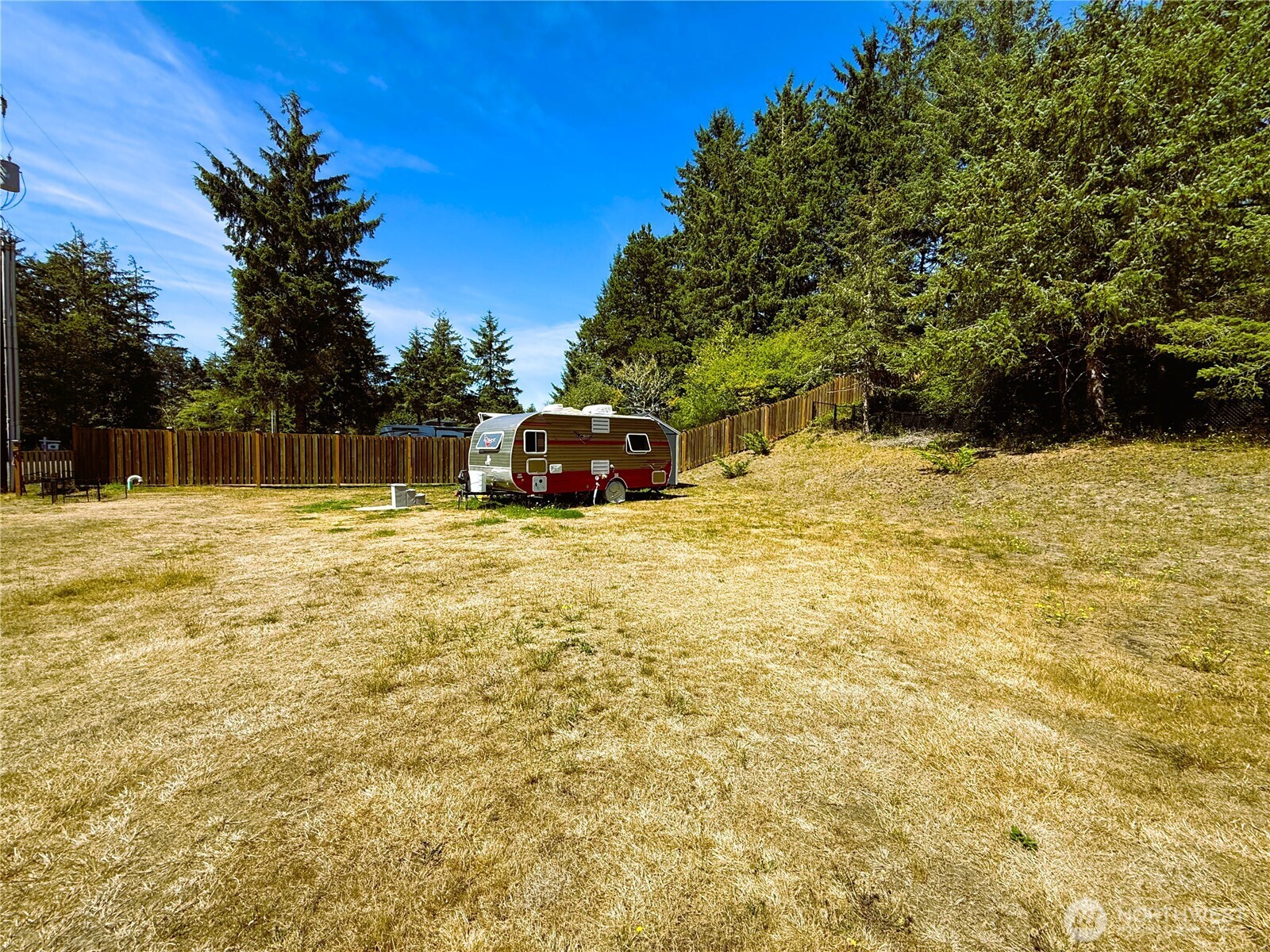 950 Discovery Avenue SE