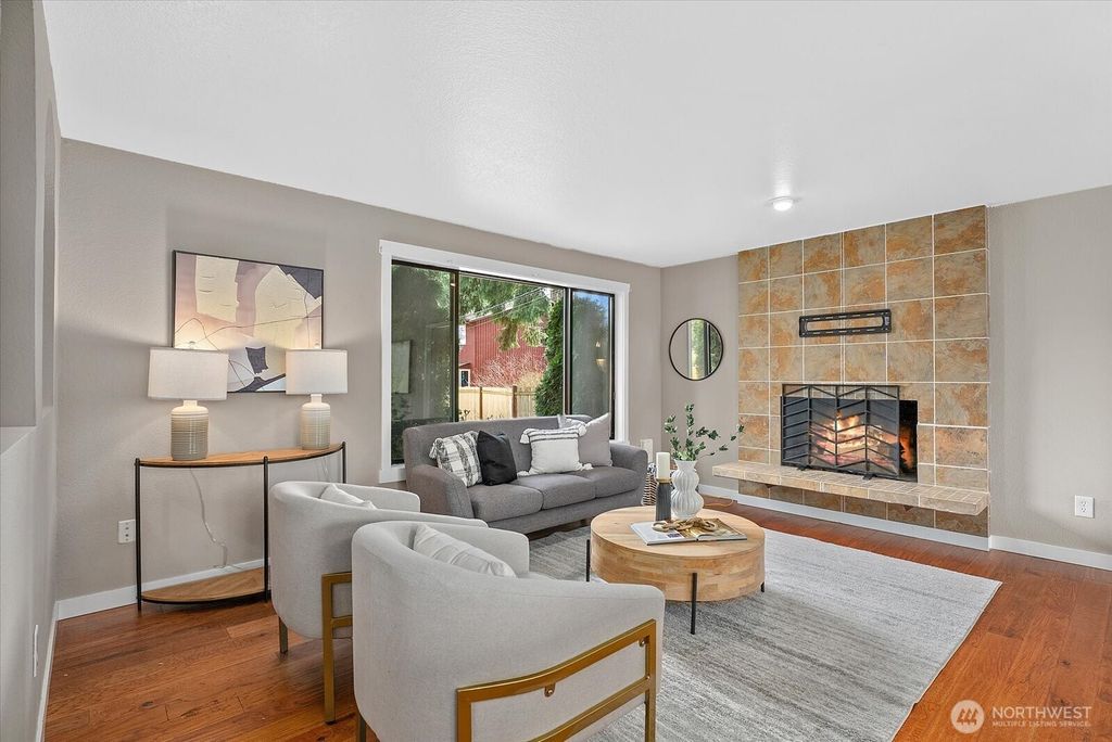 Photo of 11814 Meridian Avenue S, Everett, WA 98208 (MLS # 2494975)