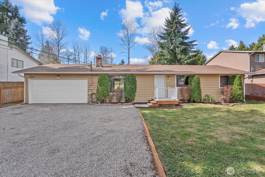 Photo of 11814 Meridian Avenue S, Everett, WA 98208 (MLS # 2494975)