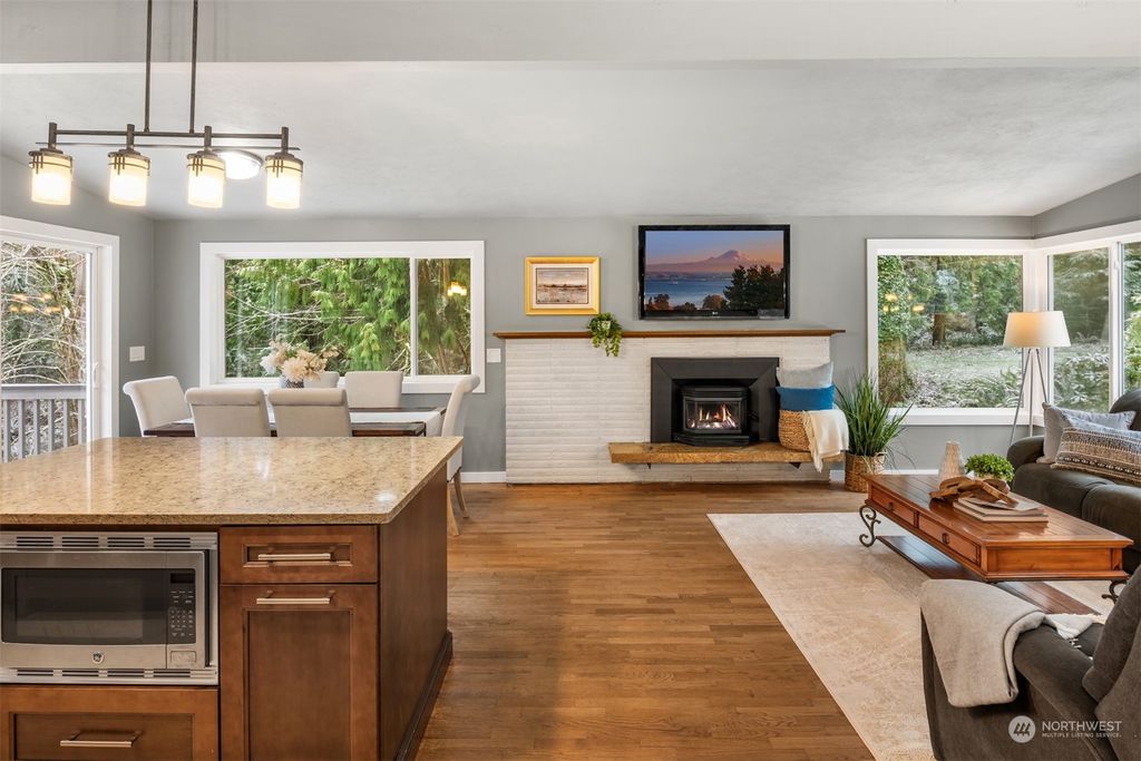 Photo of 21260 260th Avenue SE, Maple Valley, WA 98038 (MLS # 2328749)