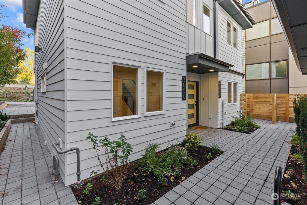 Photo of 3604 Linden Avenue N, Seattle, WA 98103 (MLS # 2174015)