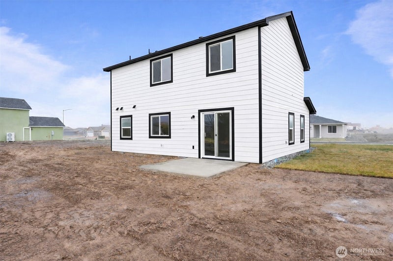 925 La Vista Drive