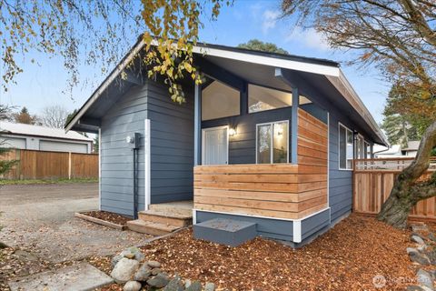 Photo of 10439 17th Avenue SW, Seattle, WA 98146 (MLS # 2443352)