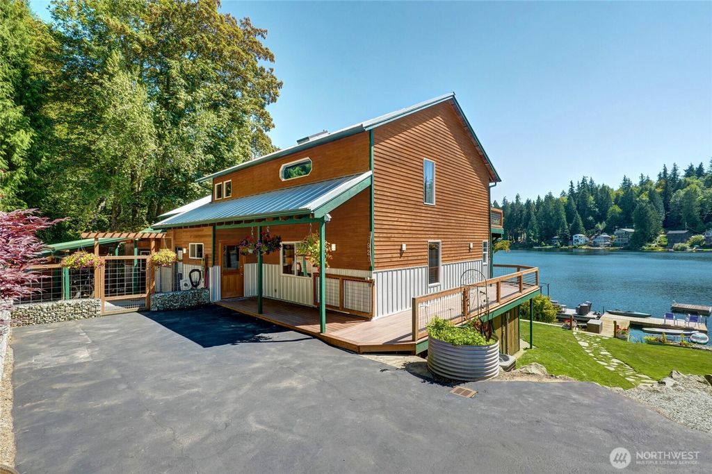 Photo of 6920 179th Place NW, Stanwood, WA 98292 (MLS # 2488739)