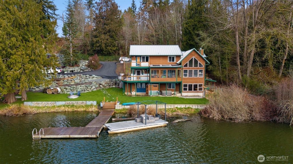 Photo of 6920 179th Place NW, Stanwood, WA 98292 (MLS # 2488739)