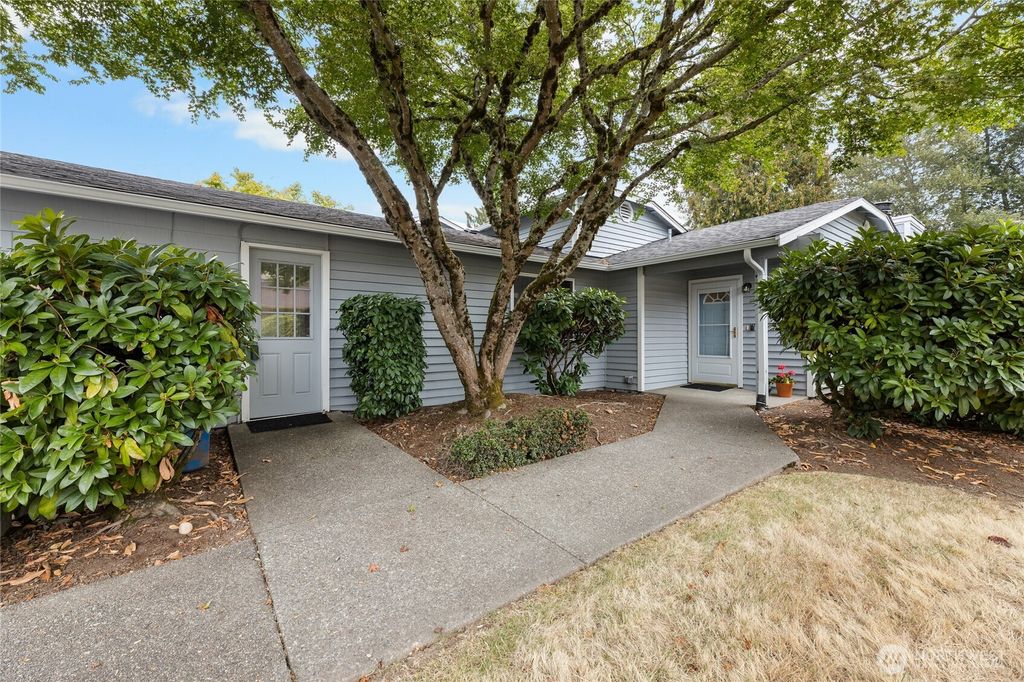 Photo of 24812 110th Place SE #53D, Kent, WA 98030 (MLS # 2427666)