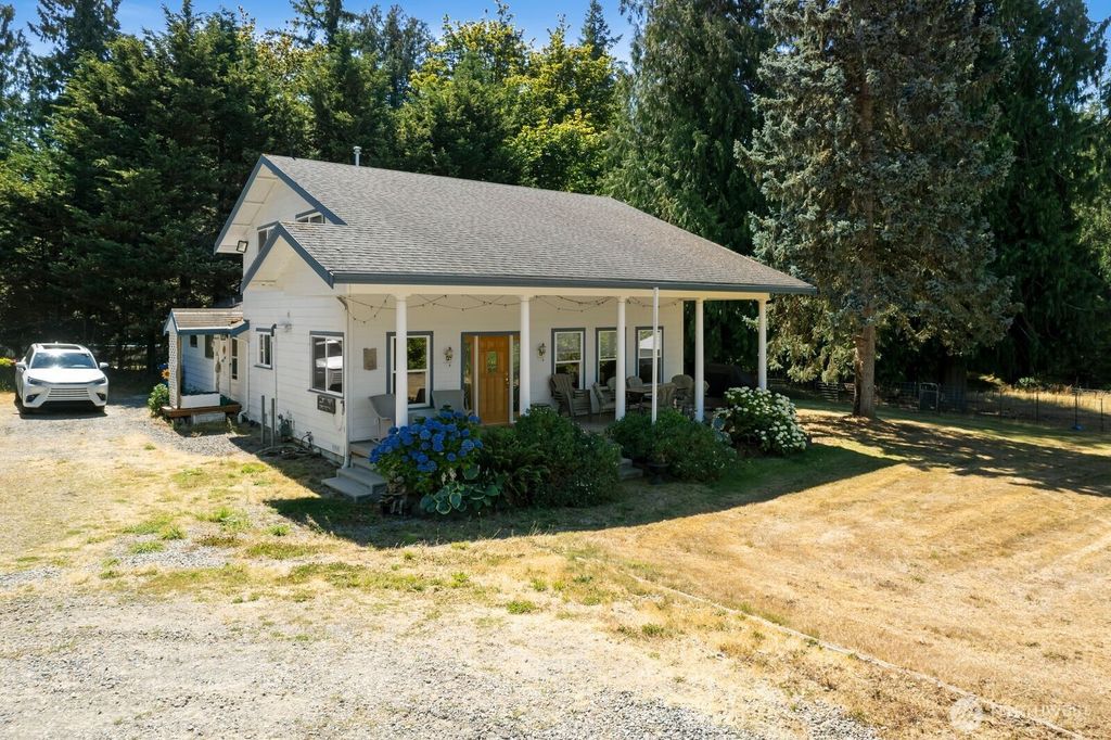 Photo of 26631 204th Avenue SE, Covington, WA 98042 (MLS # 2419444)