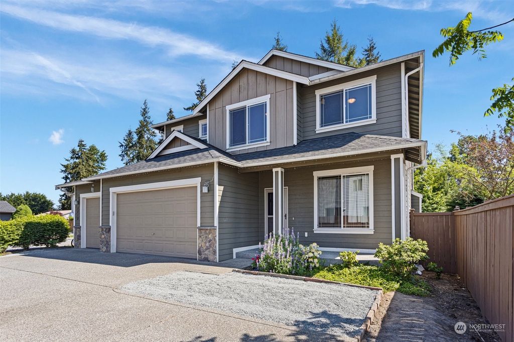 Photo of 5510 121st Street NE, Marysville, WA 98271 (MLS # 2069093)