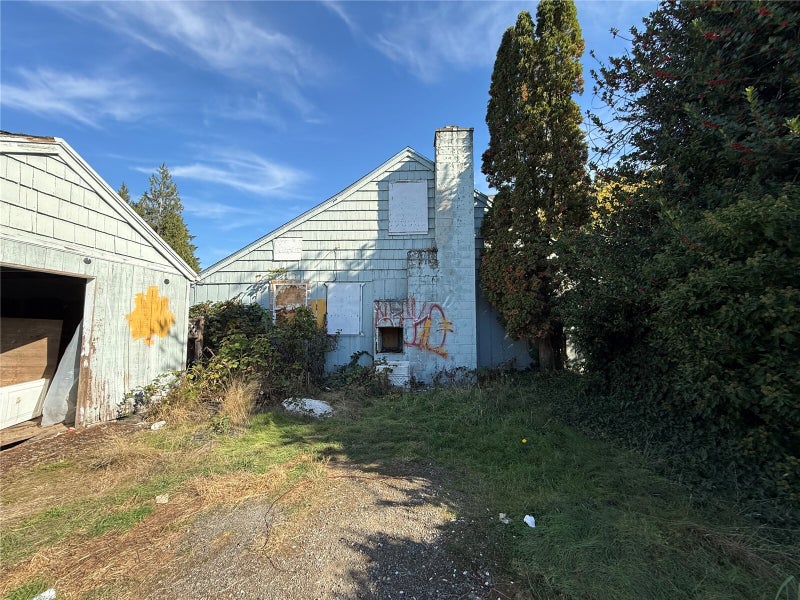 219 Tilley Avenue