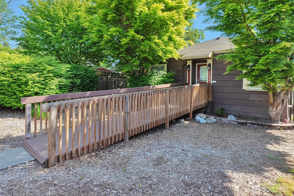 Photo of 7344 35th Avenue SW, Seattle, WA 98126 (MLS # 2374708)