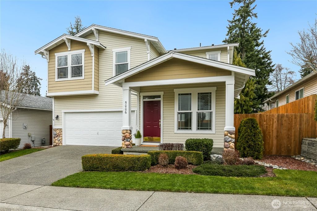 Photo of 5006 NE 4th Place, Renton, WA 98059 (MLS # 2483569)