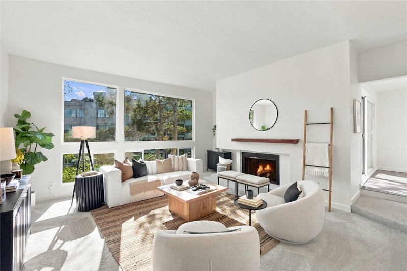2500 W Manor Place 318