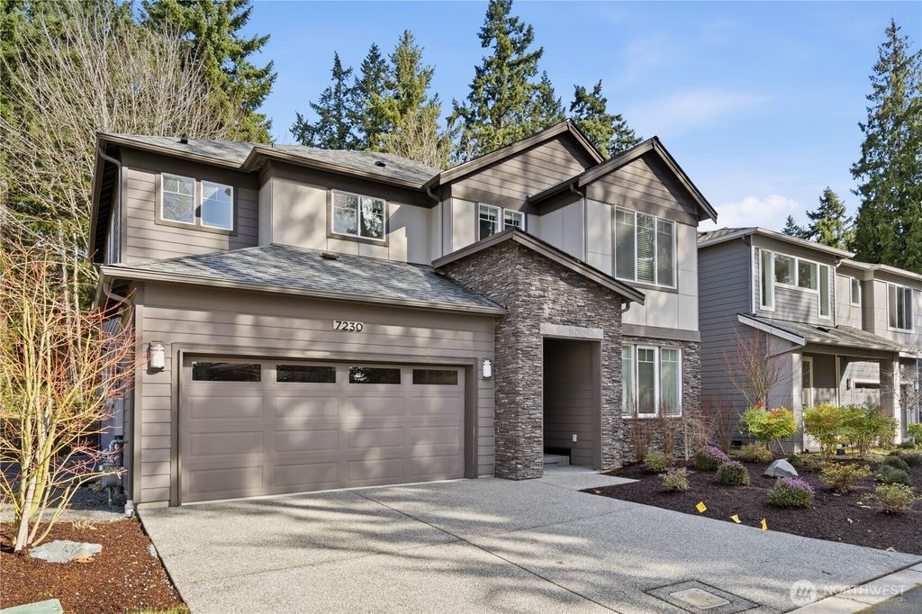 Photo of 7230 NE 129th St St, Kirkland, WA 98034 (MLS # 2493517)