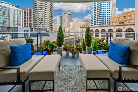 Photo of 1920 4th Avenue #408, Seattle, WA 98101 (MLS # 2550917)