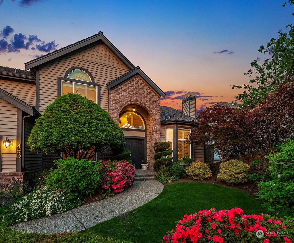 Photo of 450 Everwood Court NW, Issaquah, WA 98027 (MLS # 2069087)