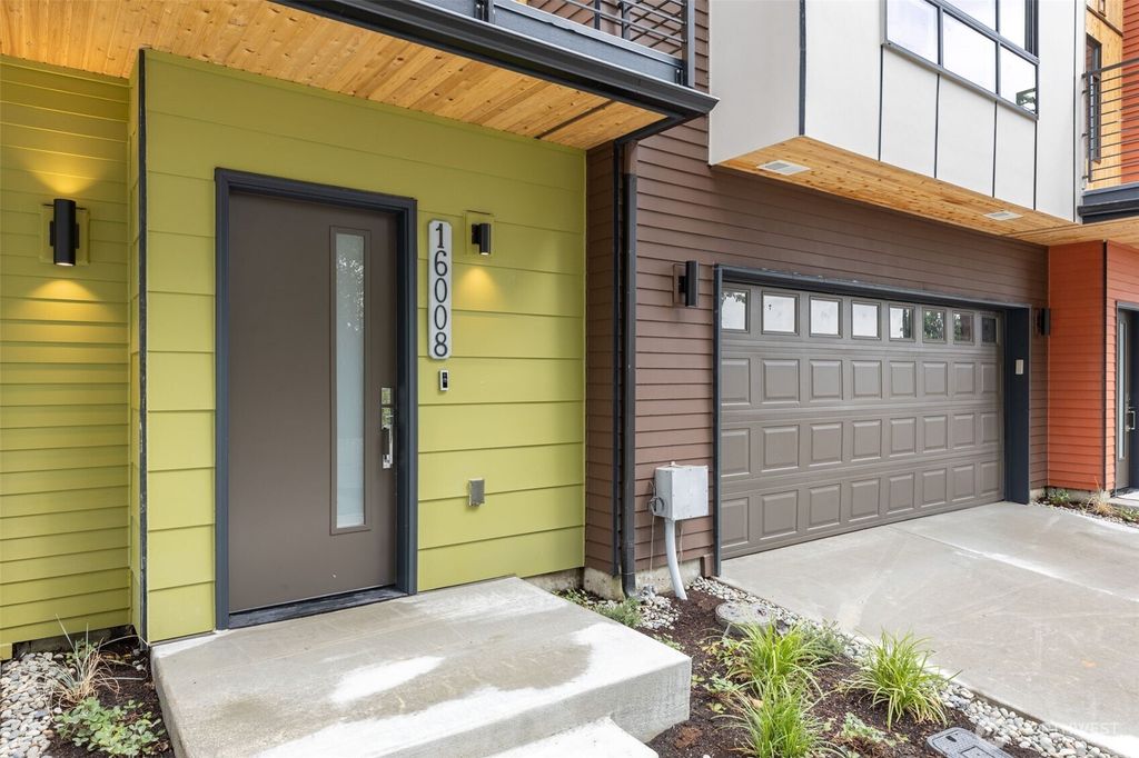 Photo of 16008 Main View Lane NE, Duvall, WA 98019 (MLS # 2466497)