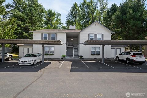 Photo of 2020 Superior Street #202, Bellingham, WA 98229 (MLS # 2558699)
